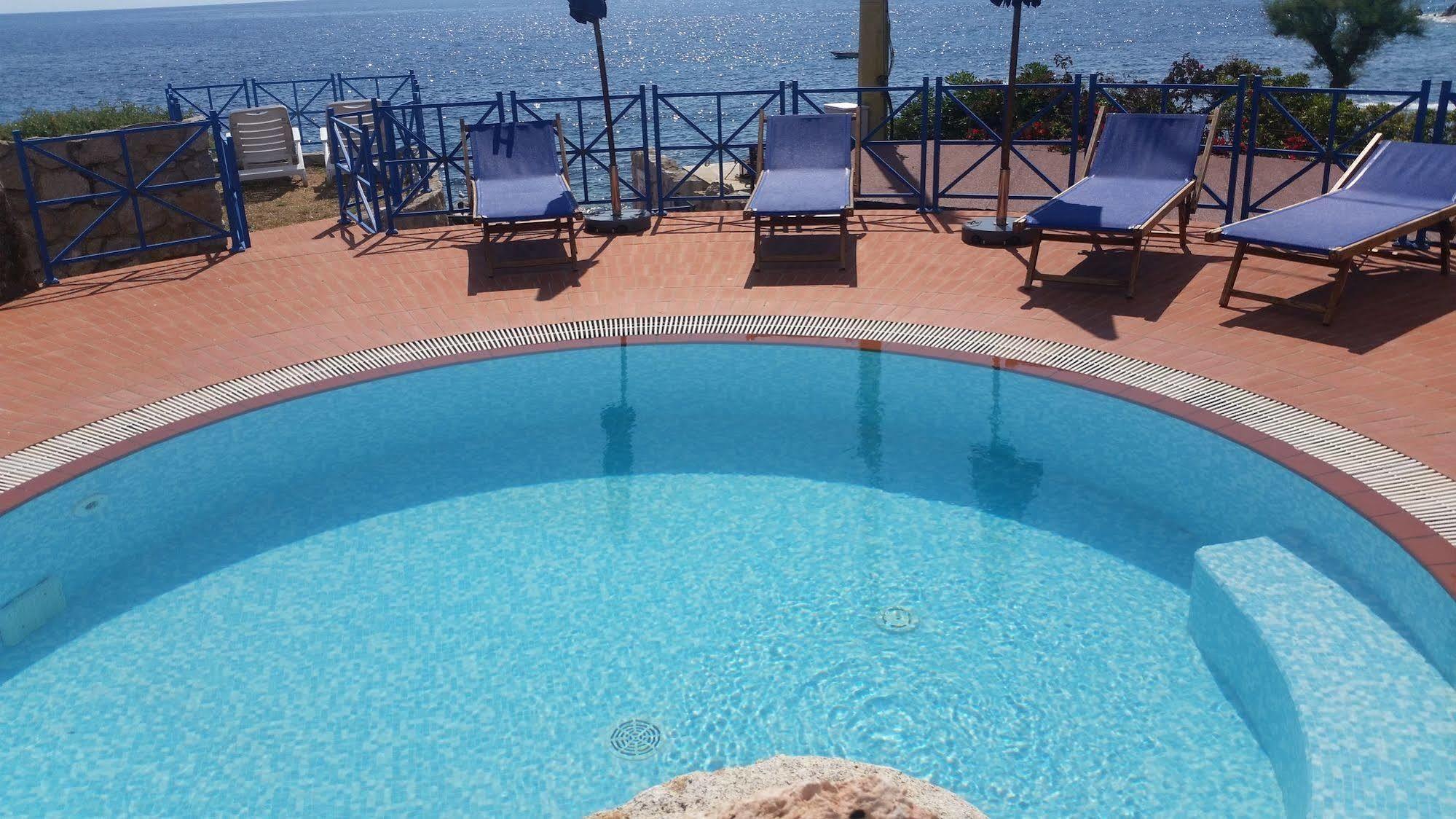 Hotel Il Perseo Chiessi Экстерьер фото